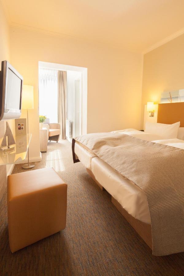 Hotel Erholung เคลเลนฮูเซน ภายนอก รูปภาพ