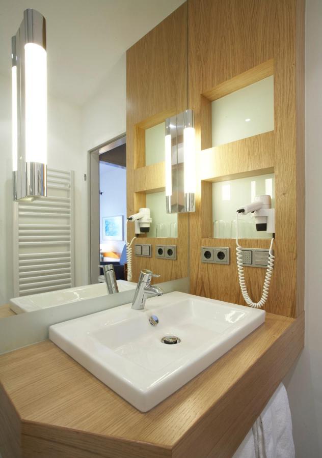 Hotel Erholung เคลเลนฮูเซน ภายนอก รูปภาพ